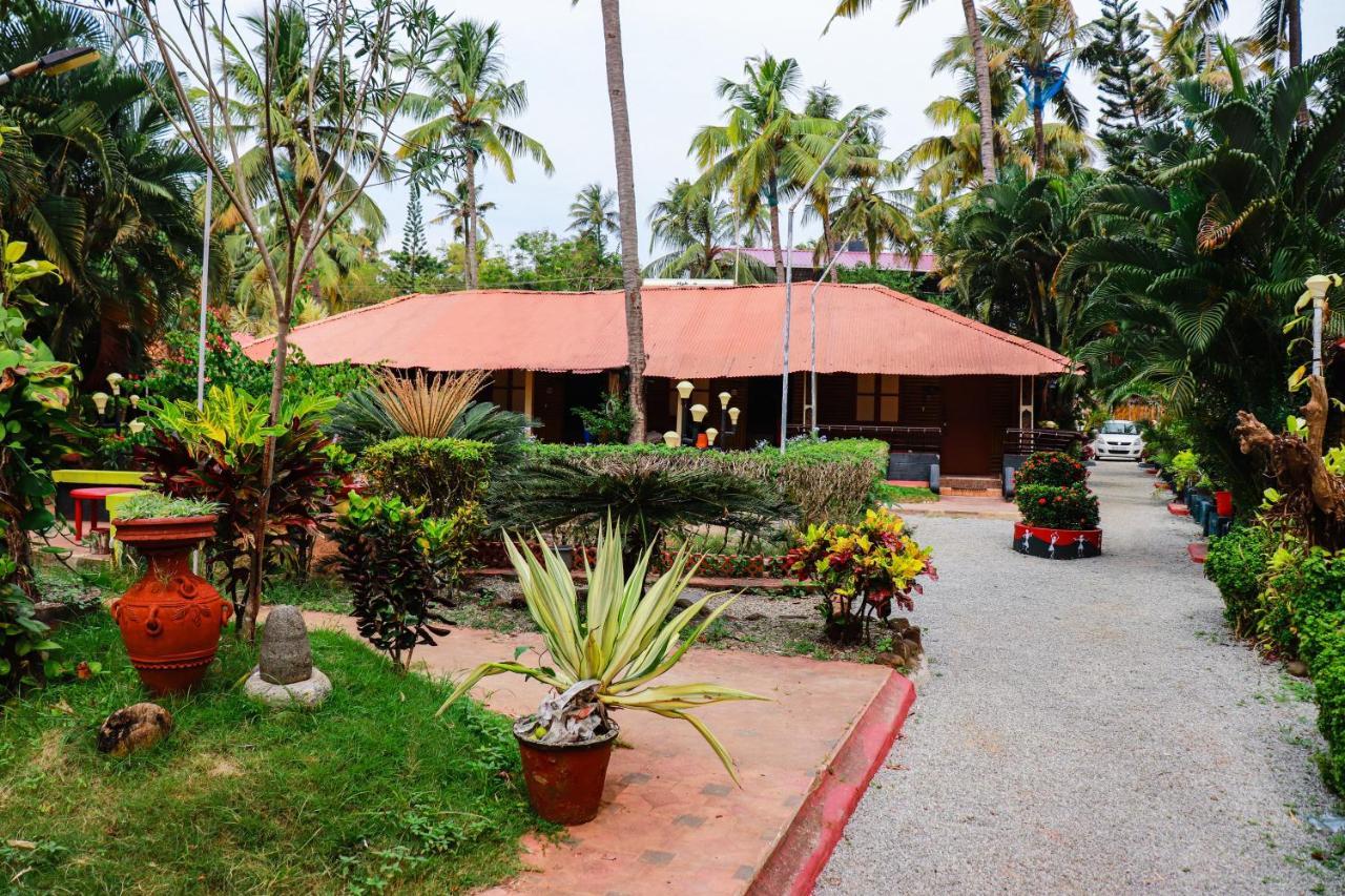 Kerala Bamboo House Hotel Varkala Exterior photo
