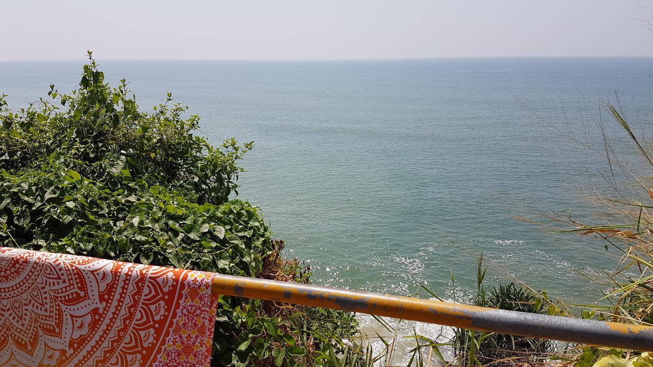 Kerala Bamboo House Hotel Varkala Exterior photo